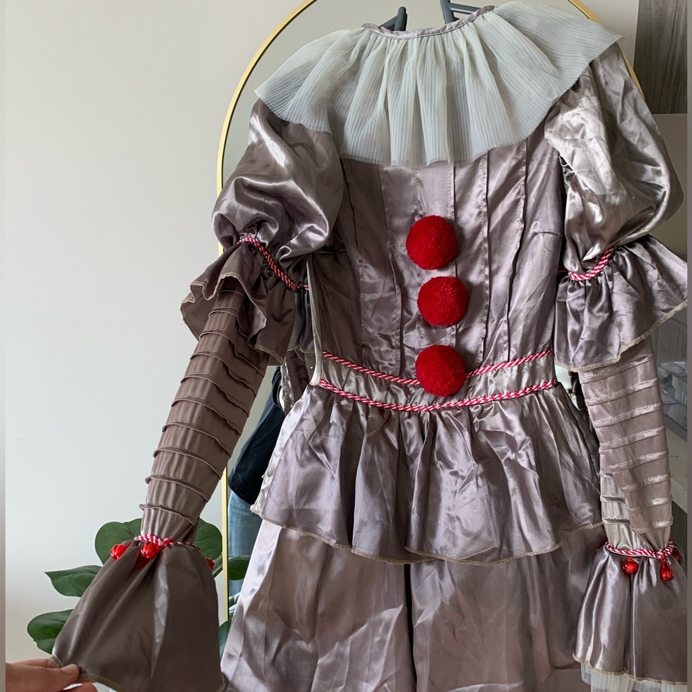 Pennywise Costume